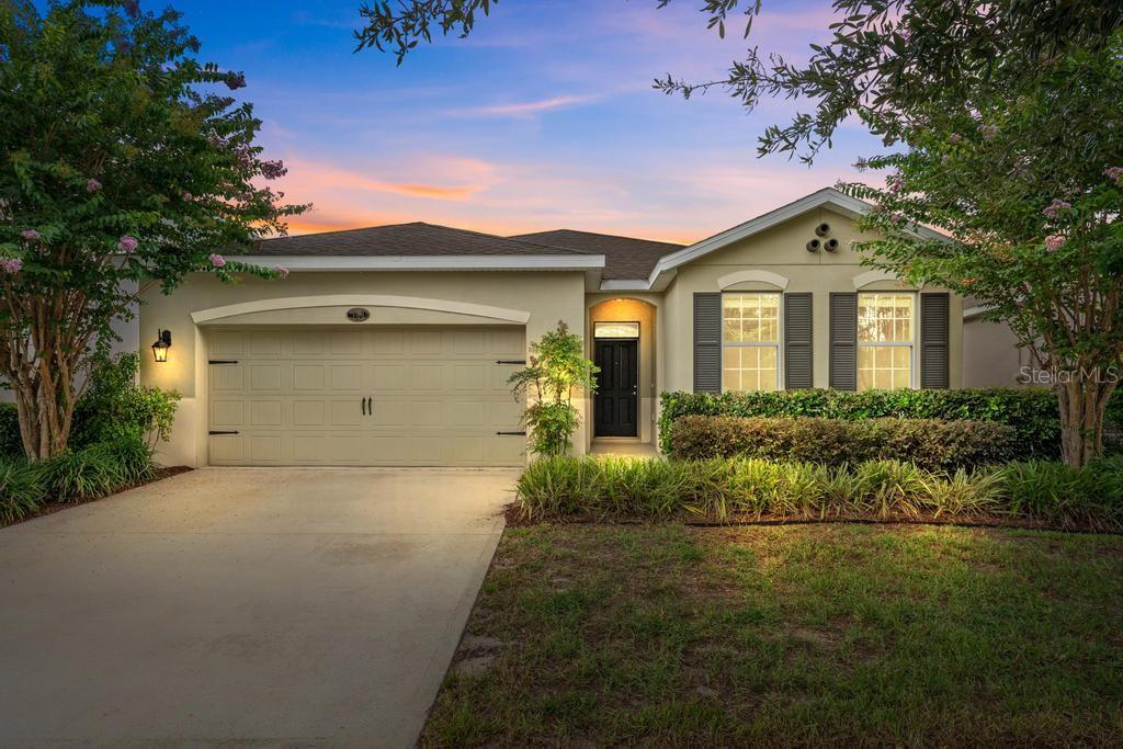 736 E Victoria Trails Boulevard — photo