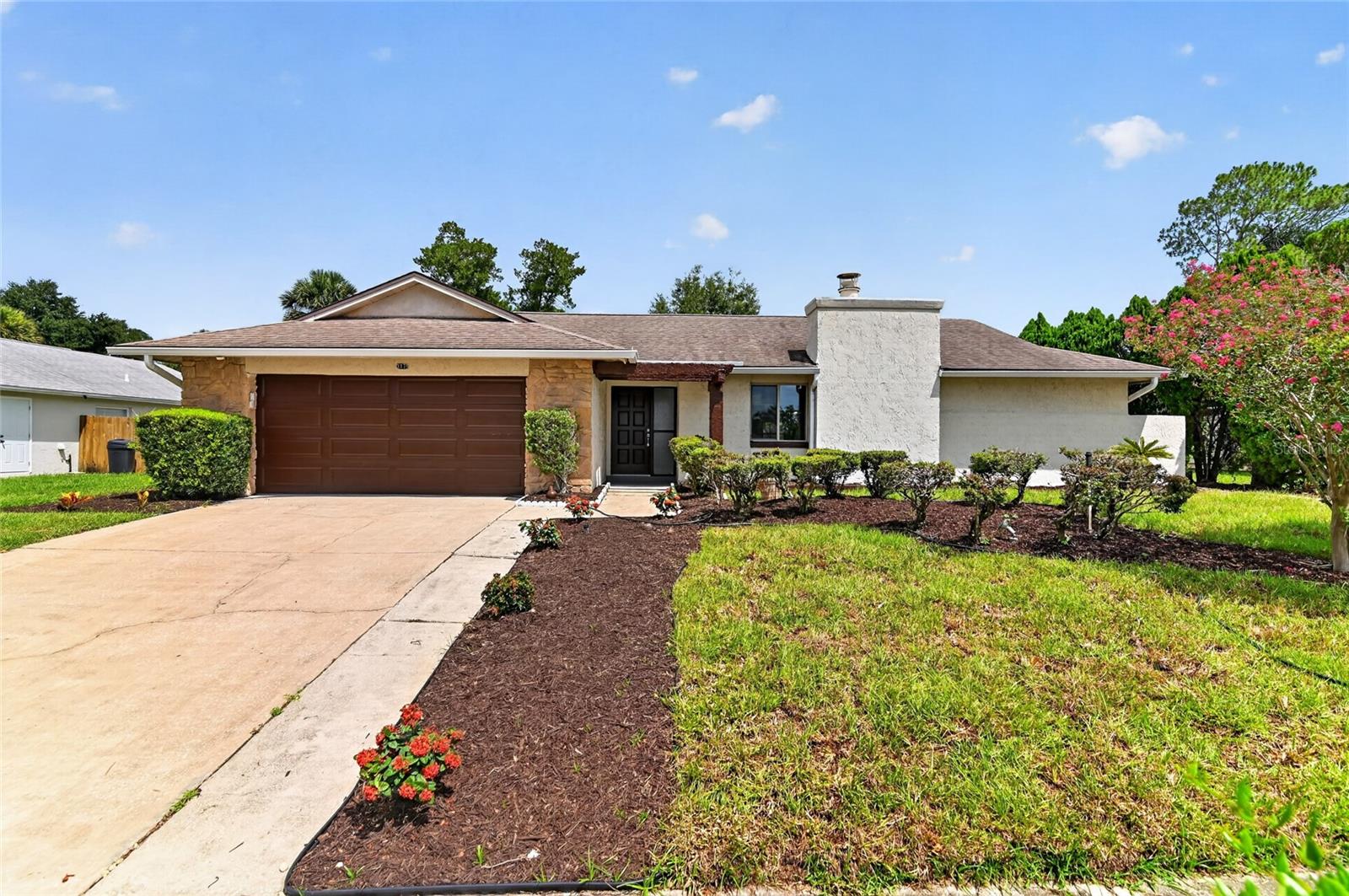 3179 Foxwood Dr — photo