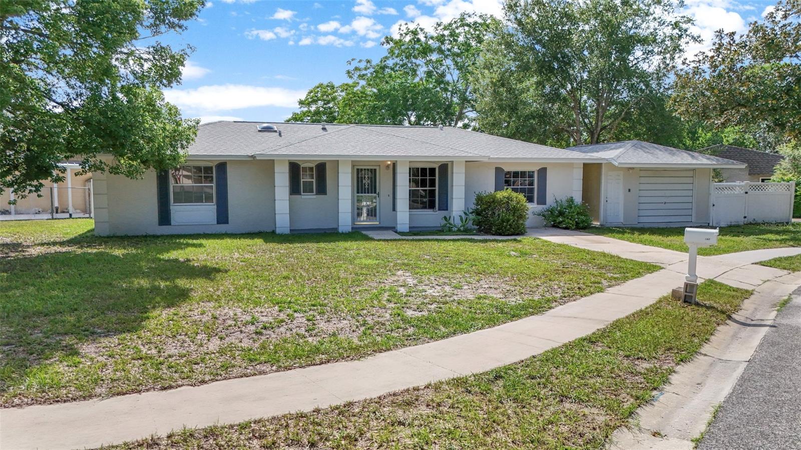 142 Bayberry Court — photo