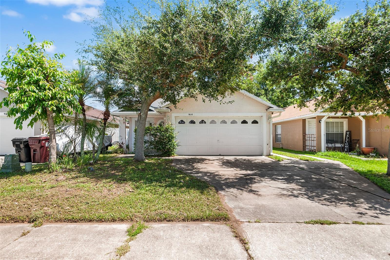 9616 Hollyhill Drive — photo