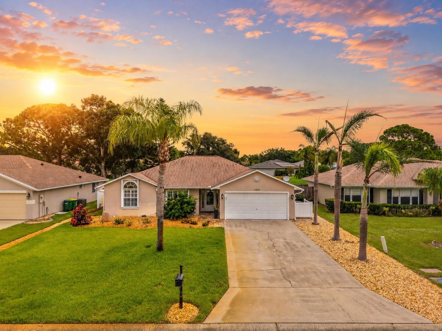 1409 California Drive — photo
