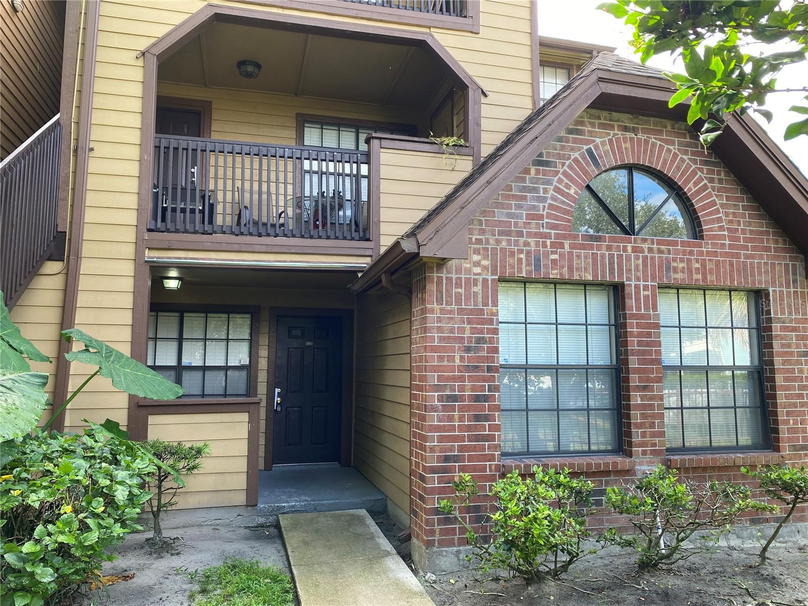 400 Lake Placid Court 104 — photo
