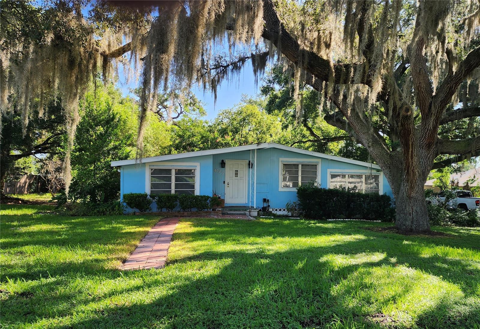 627 Warner Street — photo