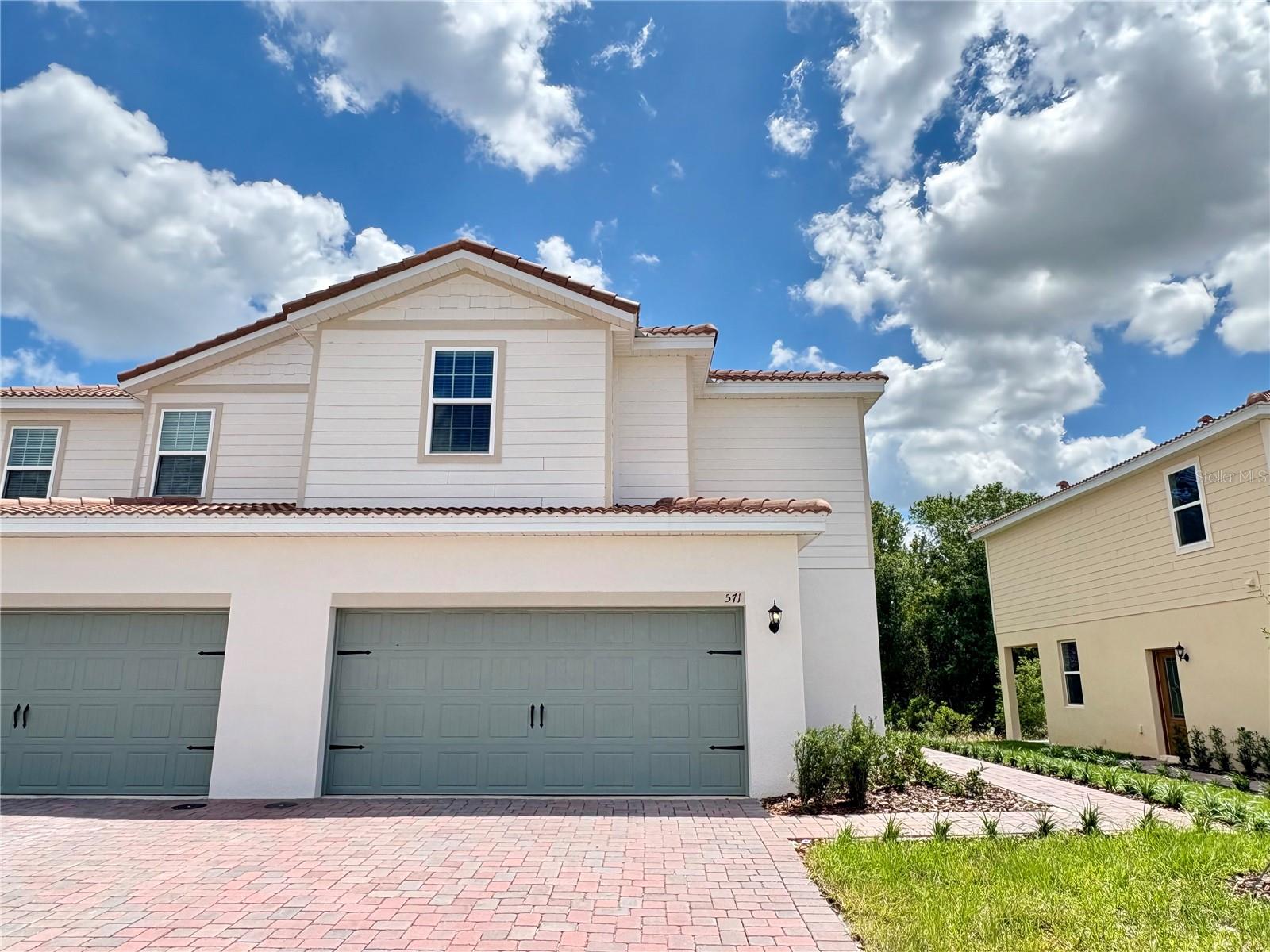 571 Bay Leaf Drive — photo