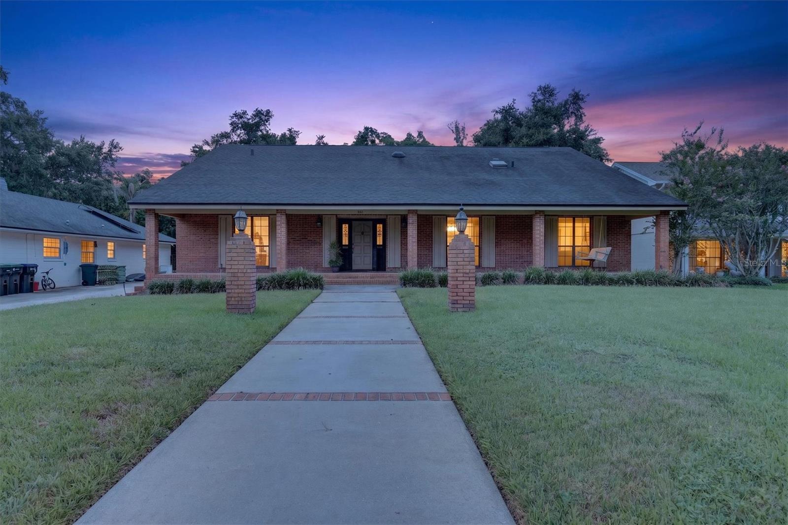 306 Oak Estates Drive — photo