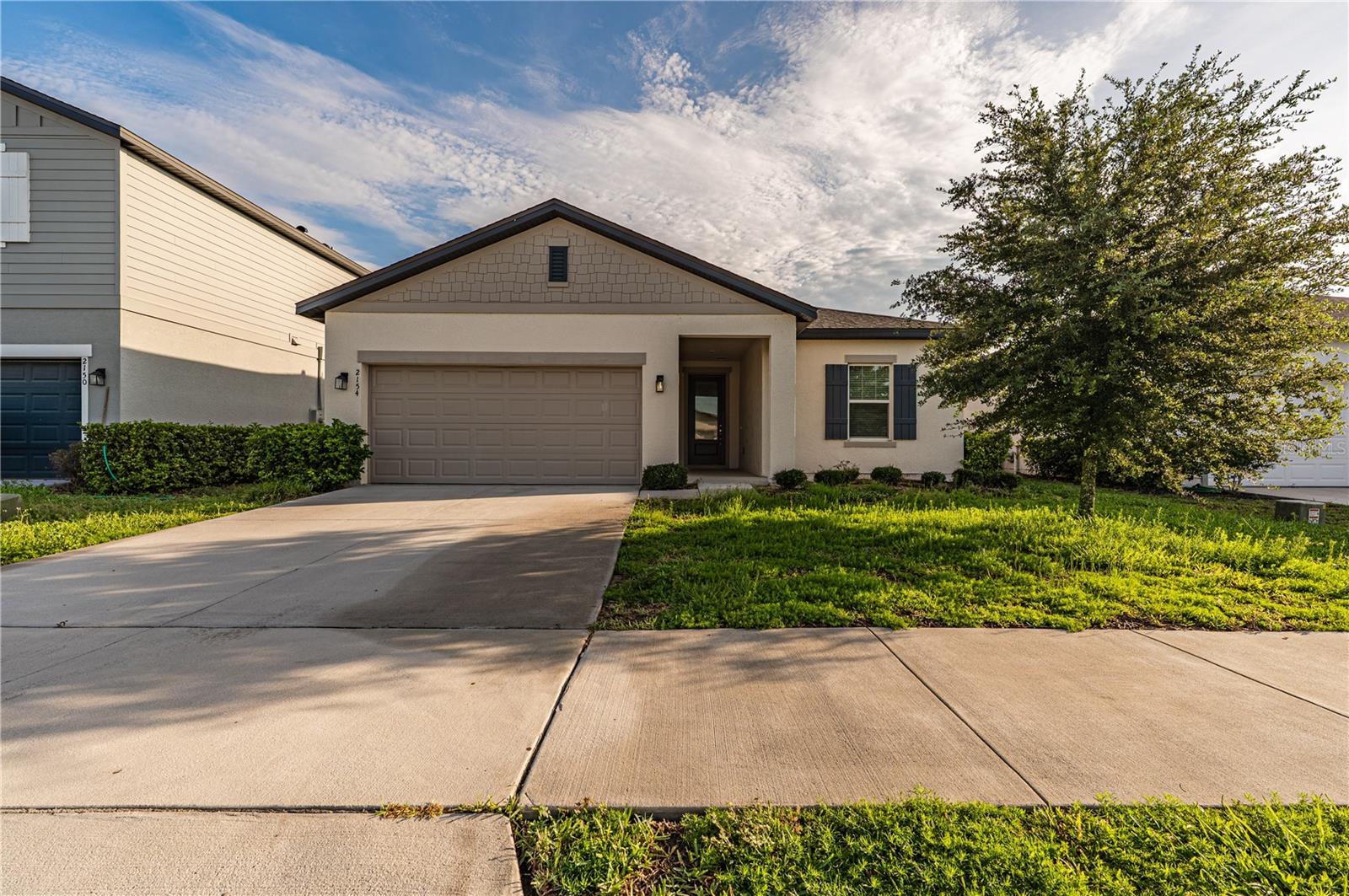 2154 Derwent Drive — photo
