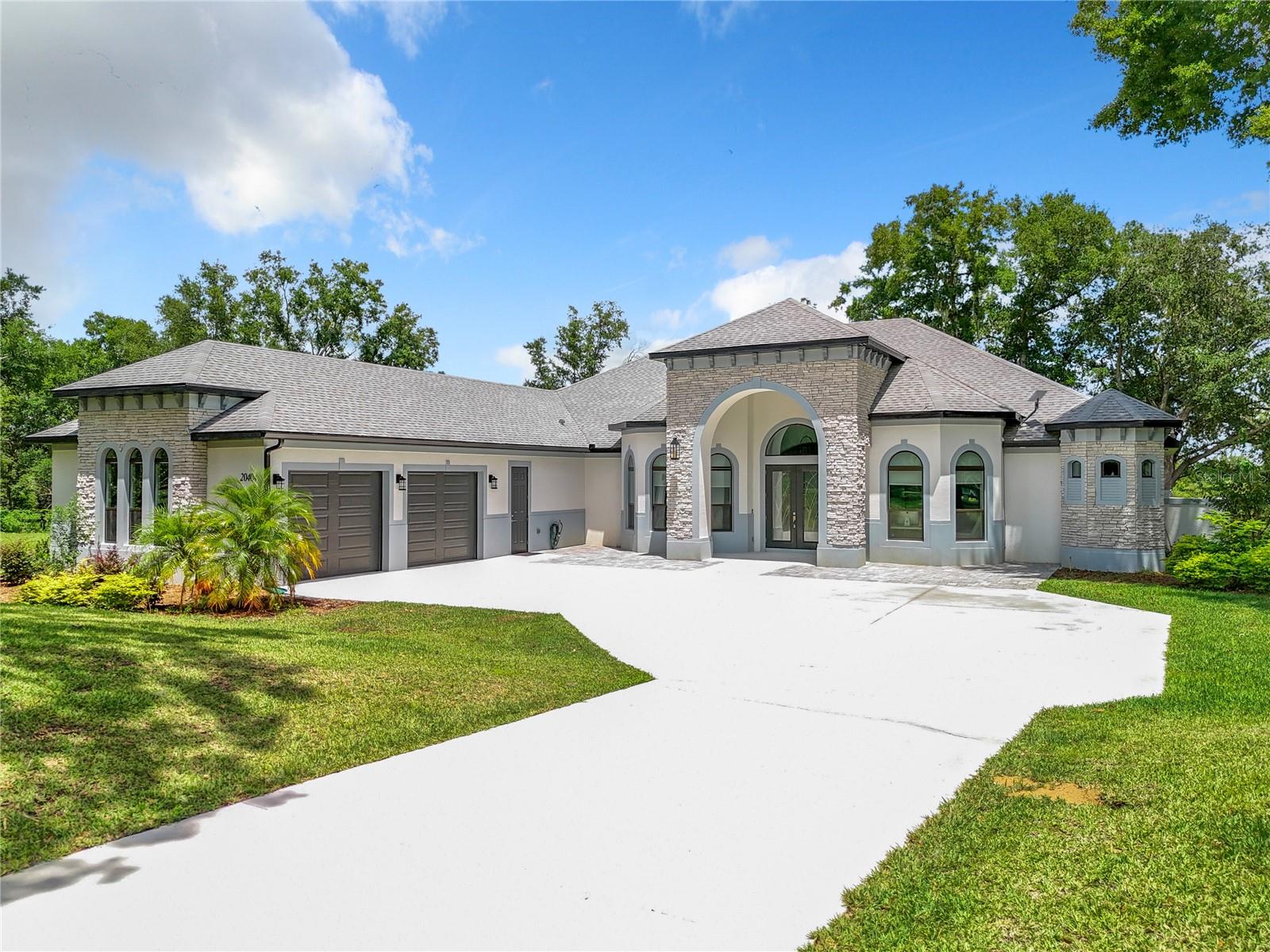20404 Wolf Springs Court — photo