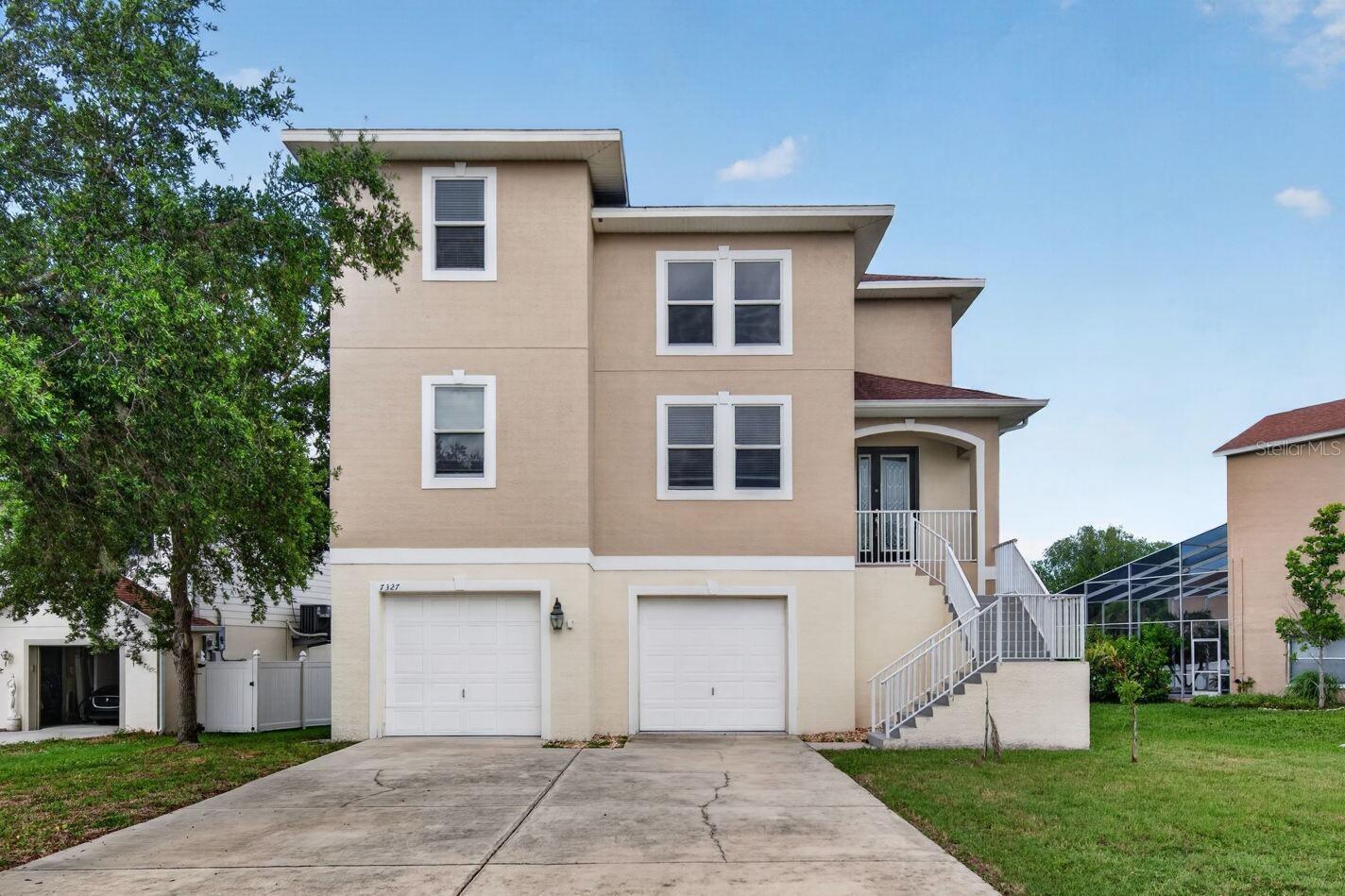 7327 Brightwaters Court — photo