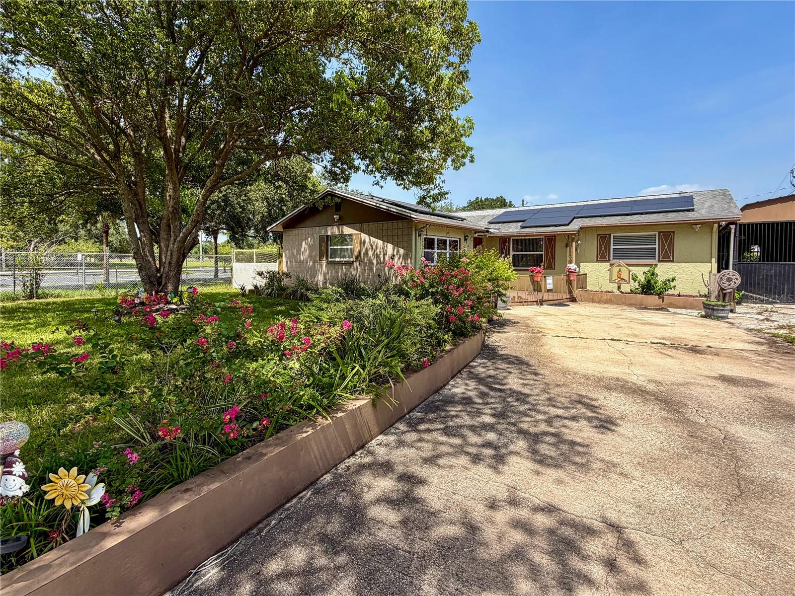 45 Caswell Drive — photo