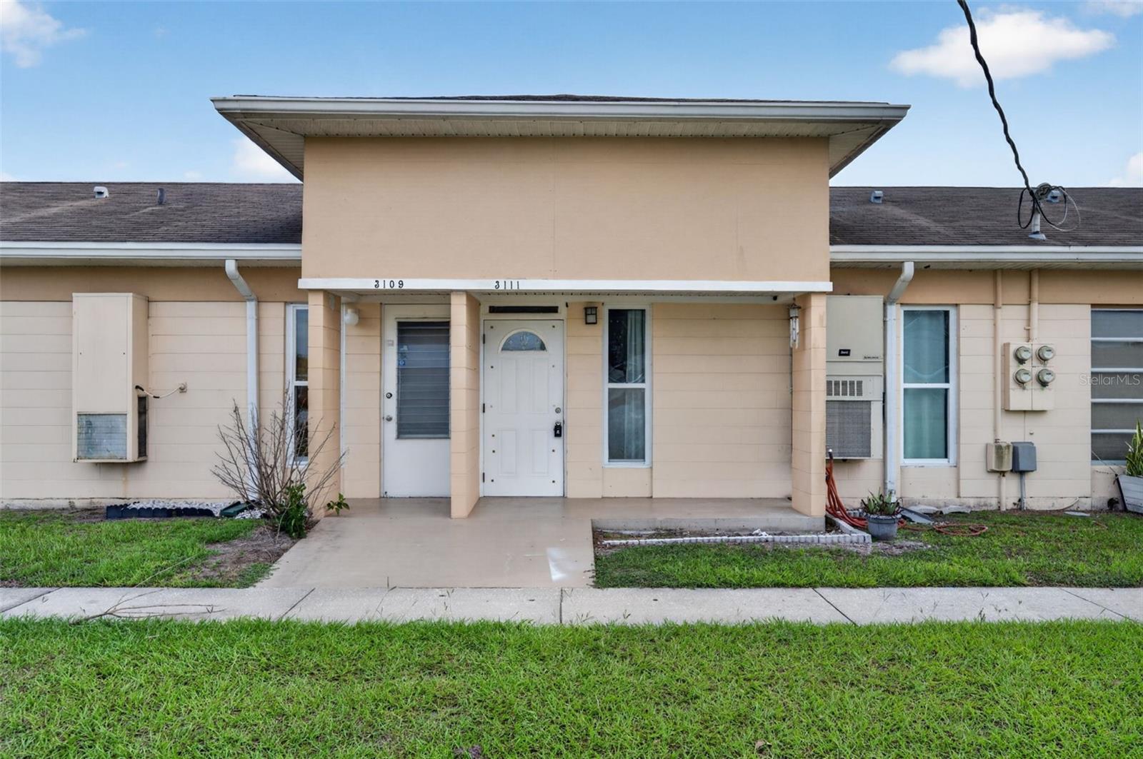 3111 Club Circle — photo