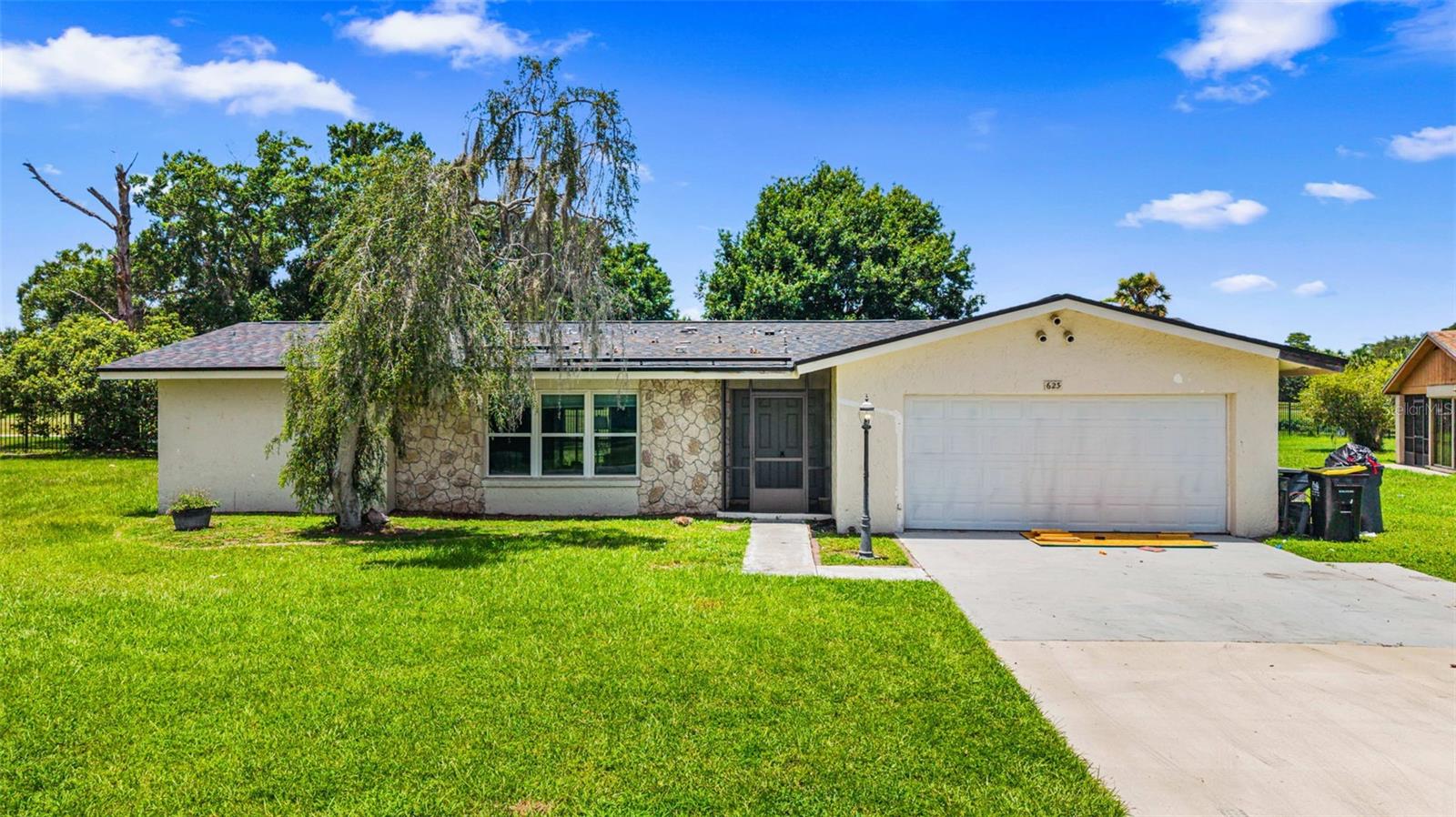 623 Wood Drive — photo
