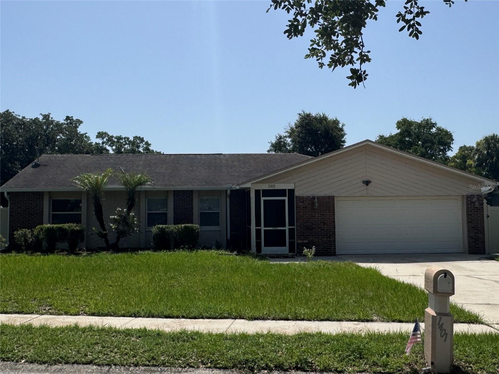 1401 Aster Court — photo