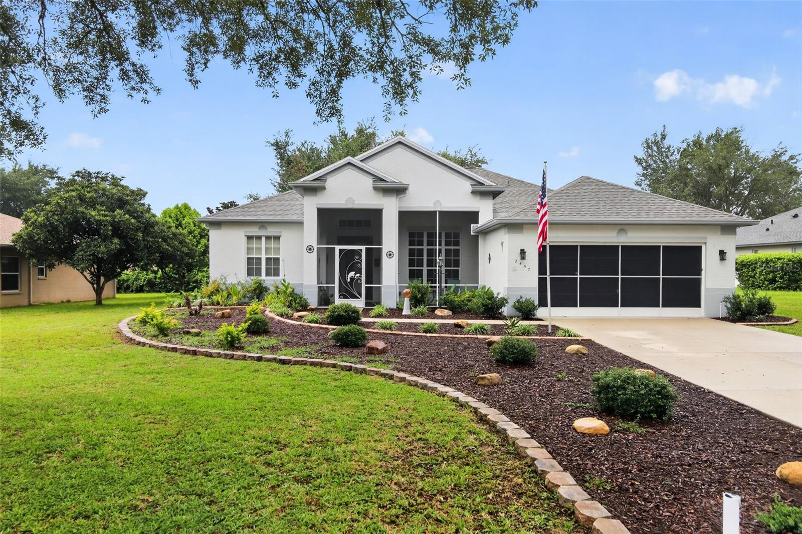 2457 N Brentwood Circle — photo