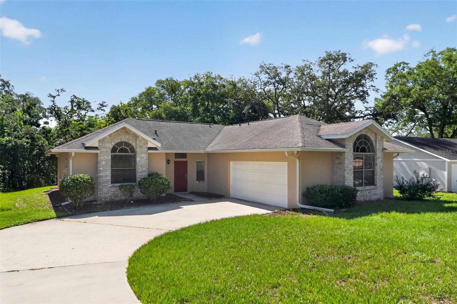 6348 Sleepy Hollow Drive — photo