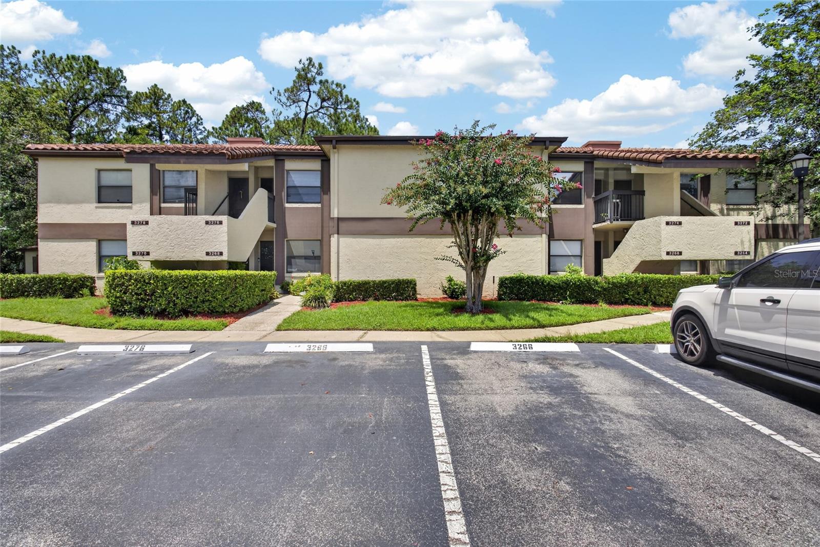 3276 Candle Ridge Court 202 — photo
