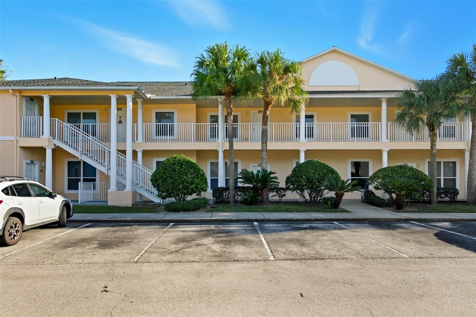 3119 Sun Lake Court B — photo