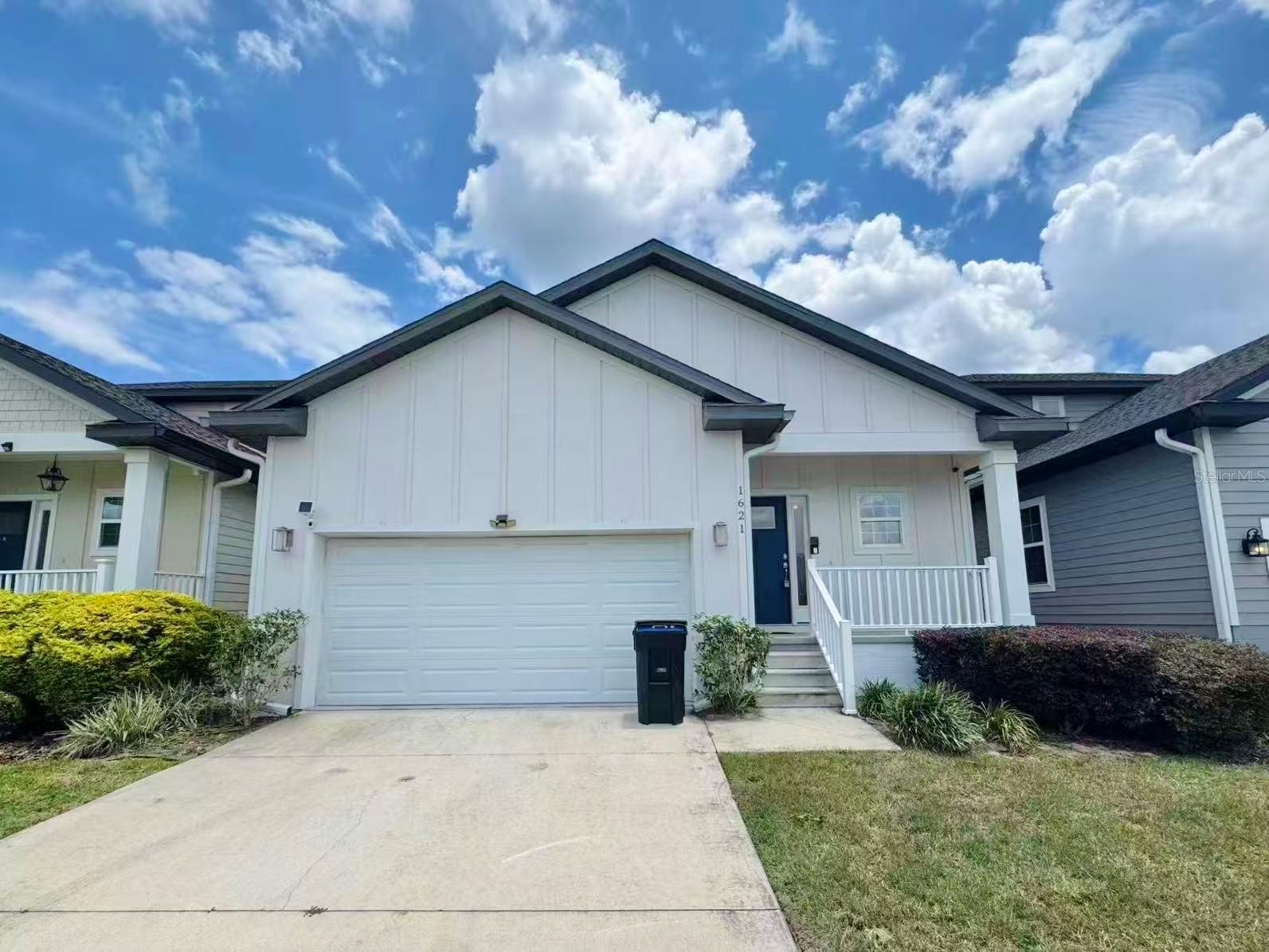 1621 NW 121st Way — photo