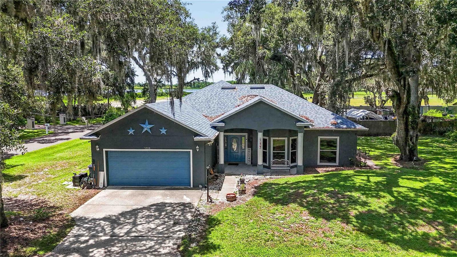 1260 Pecan Street — photo