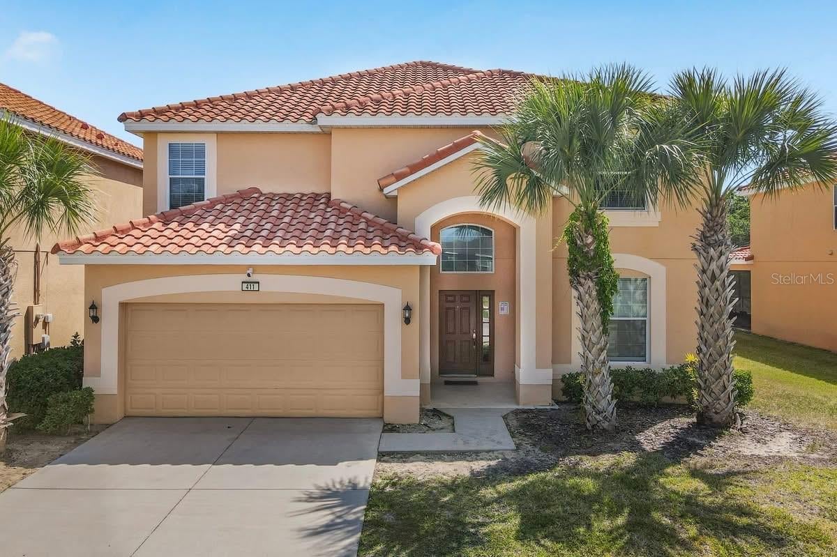 411 Cabello Drive — photo
