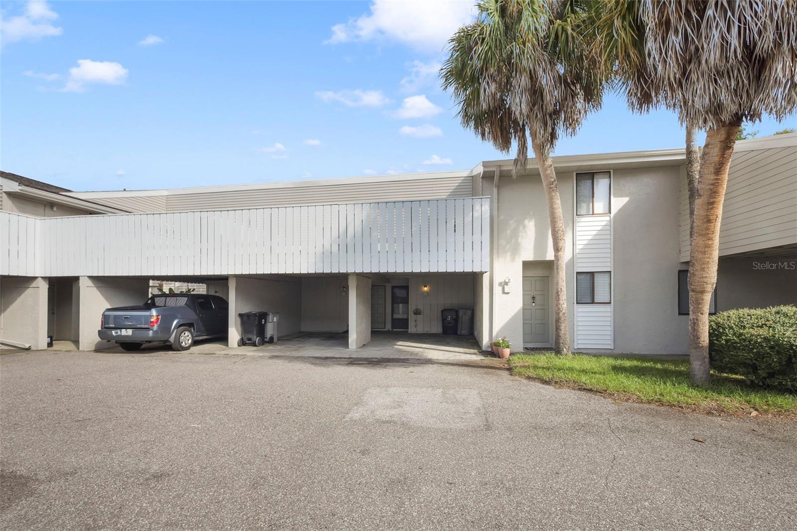 1412 Oak Place J — photo