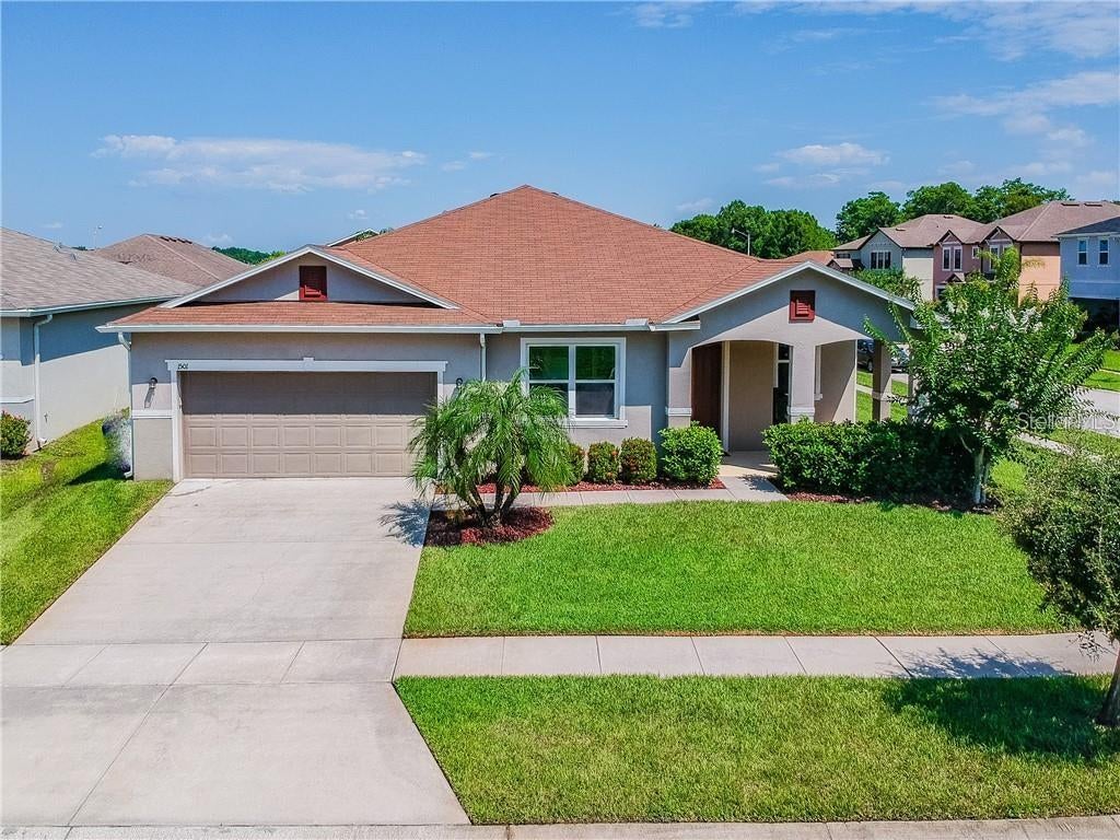 1501 Angler Avenue — photo