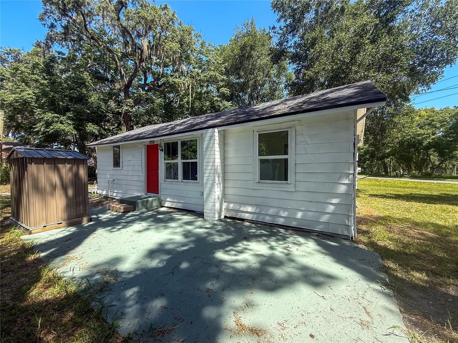 1002 Tilden Avenue — photo