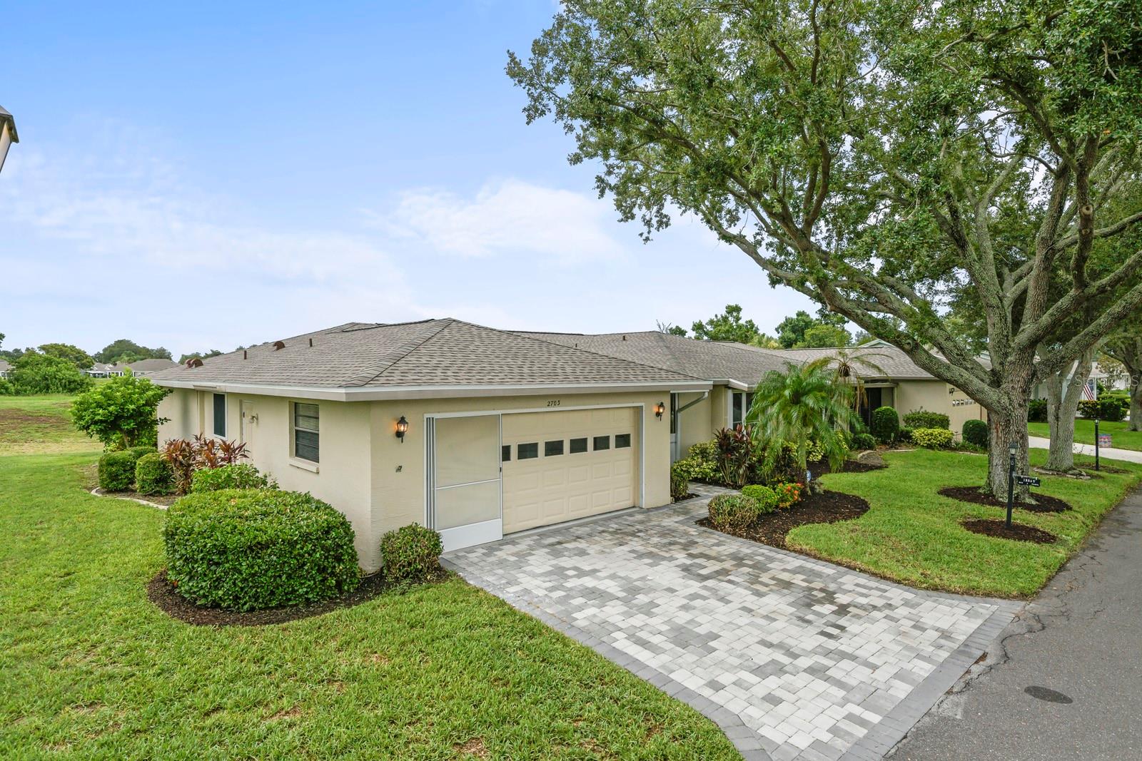 2703 Lancaster Drive — photo