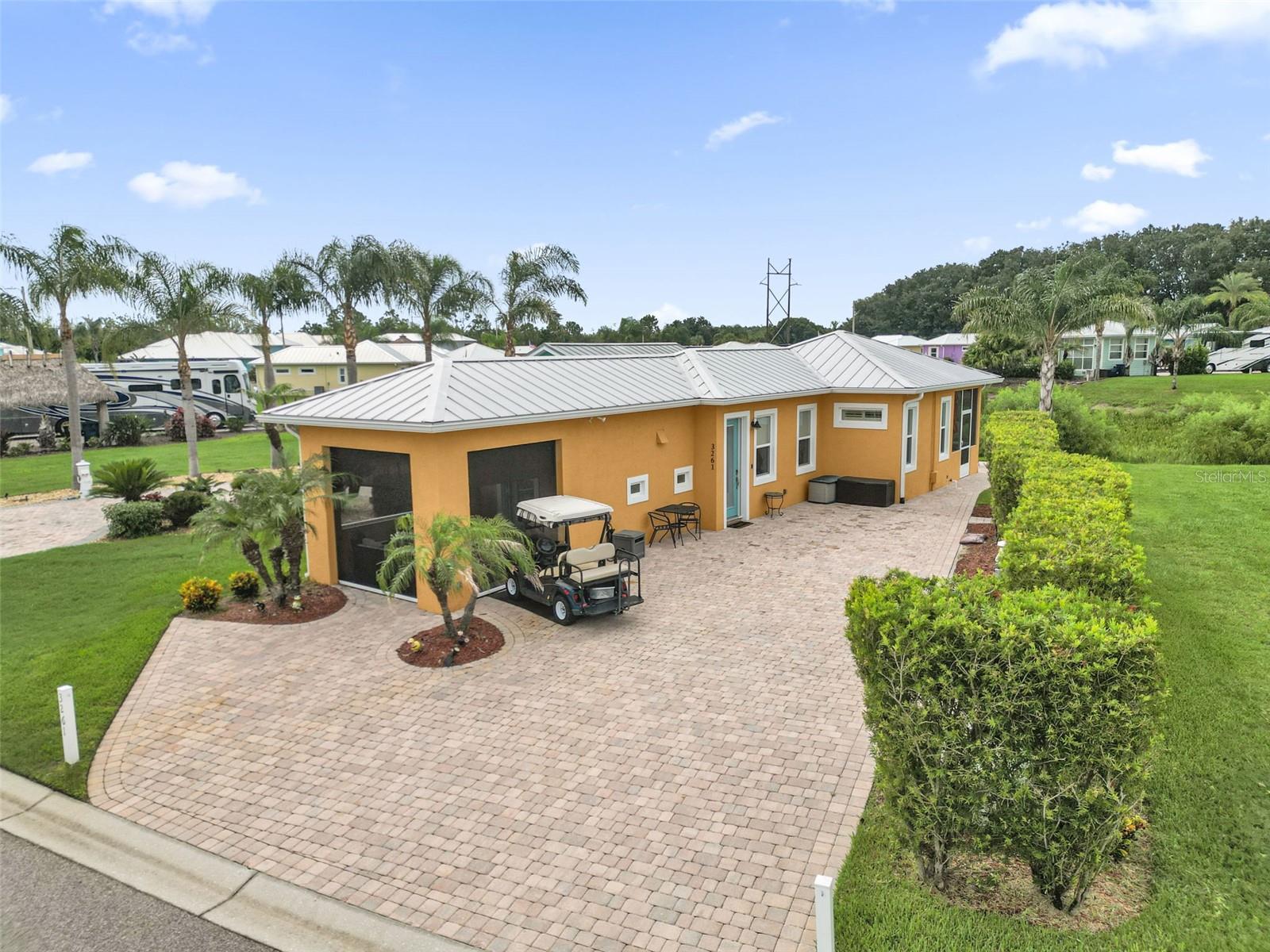 3261 Fish Hawk Drive — photo