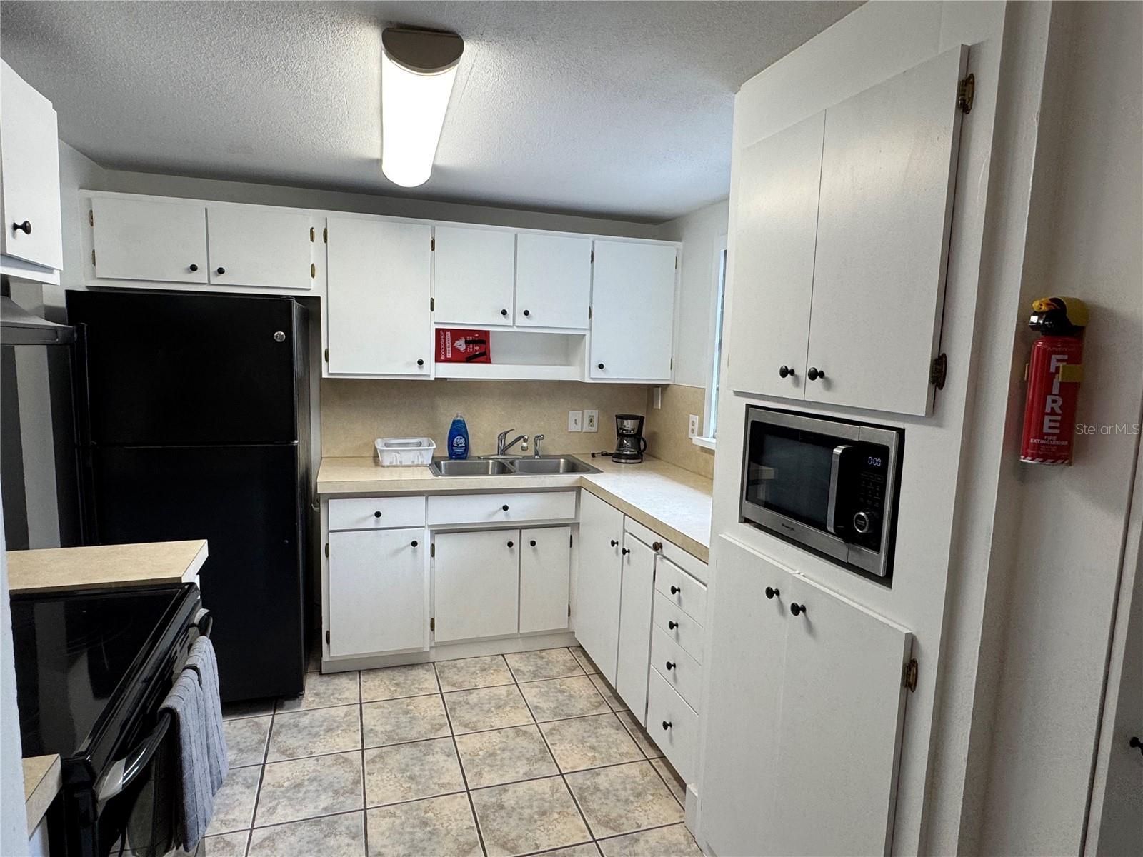 Home in LAKELAND, FL 33801 — photo 3