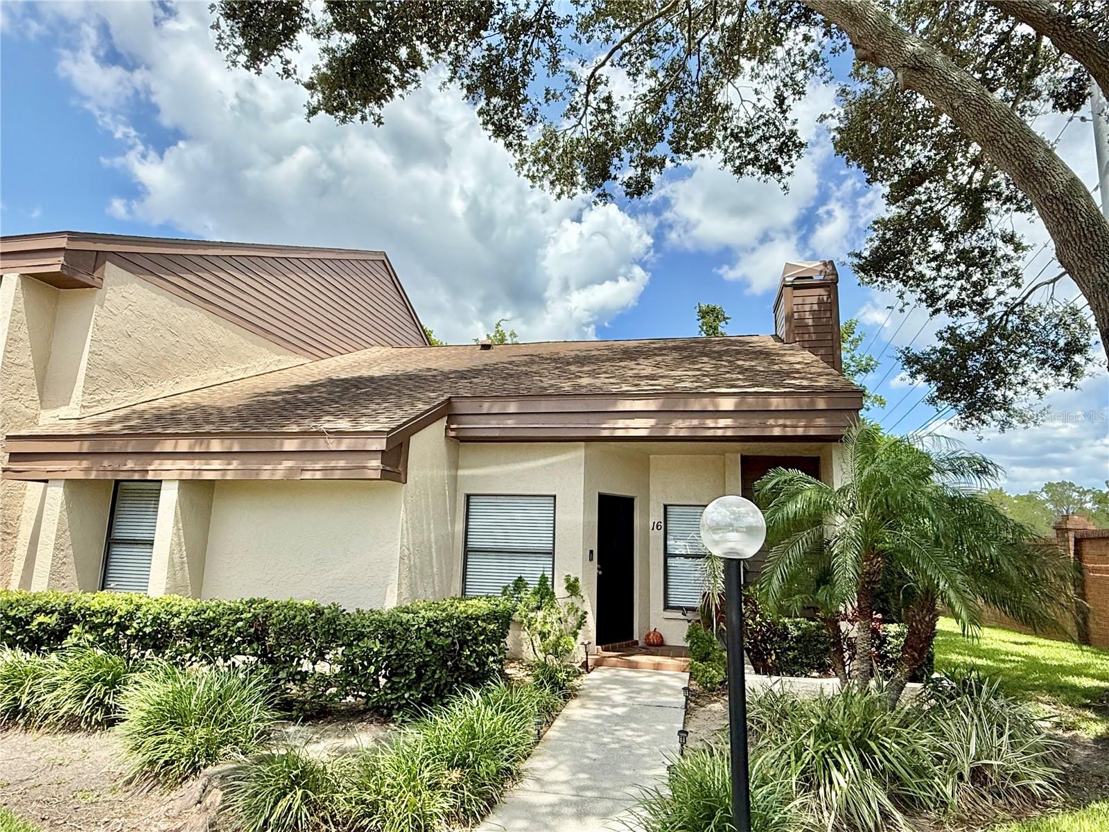 2816 Countrybrook Drive L16 — photo