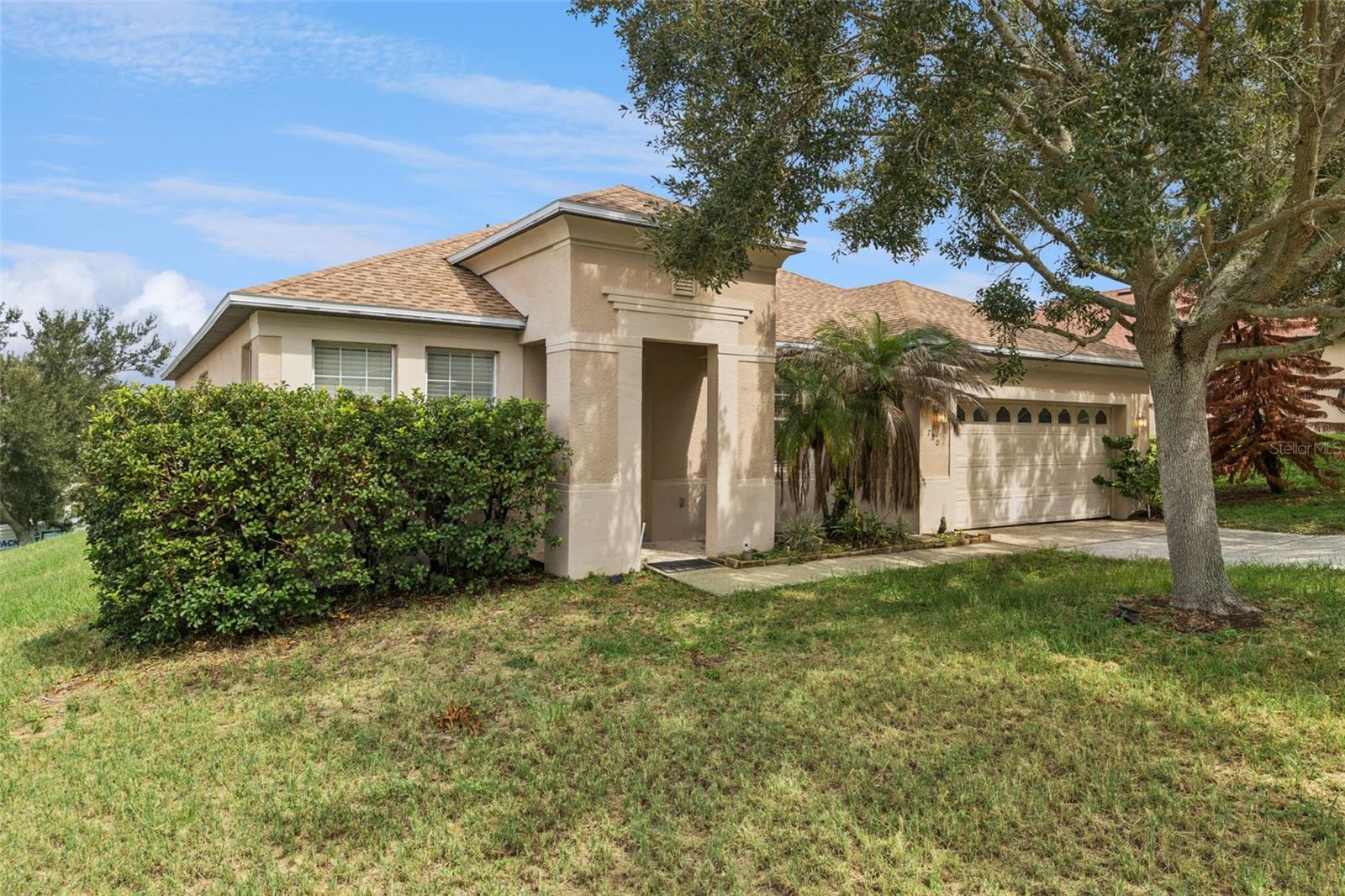 780 Lakeview Pointe Drive — photo