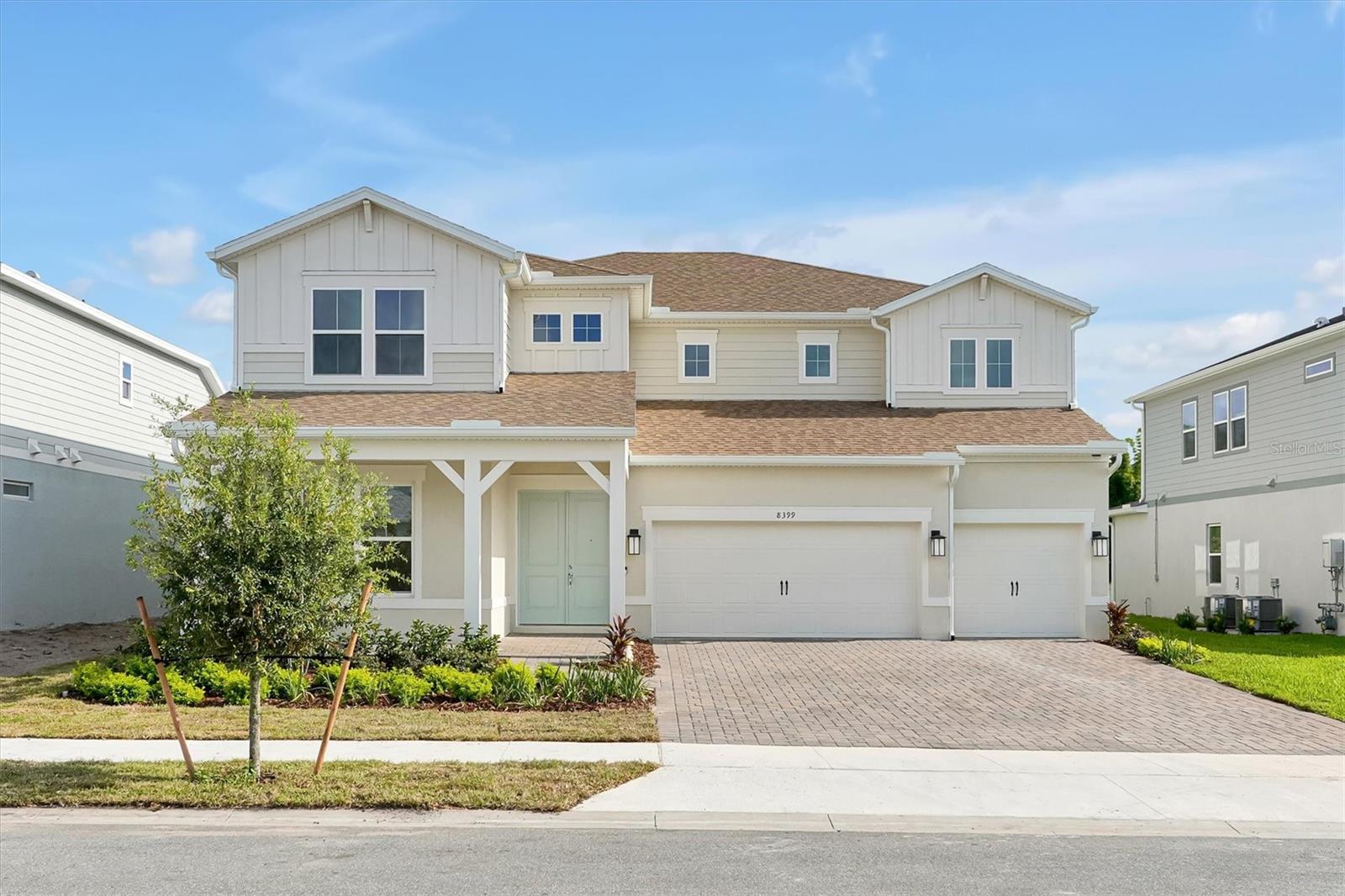 8399 Park Cliff Way — photo