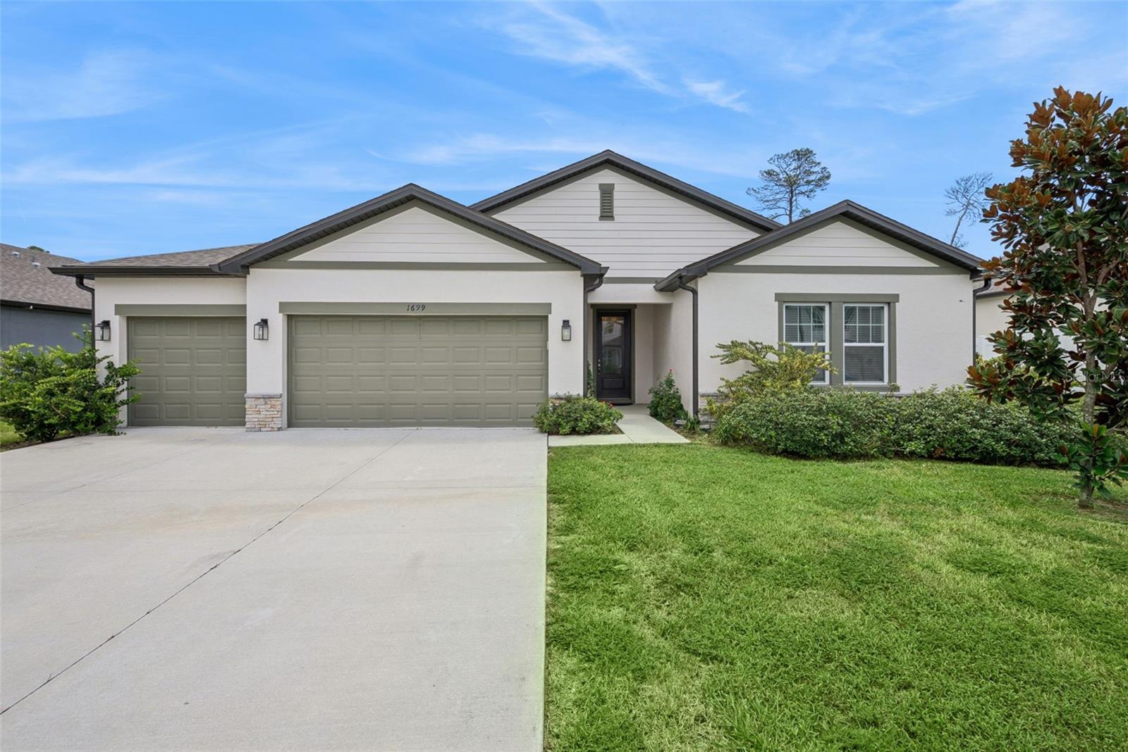 1699 Meadowlark Drive — photo
