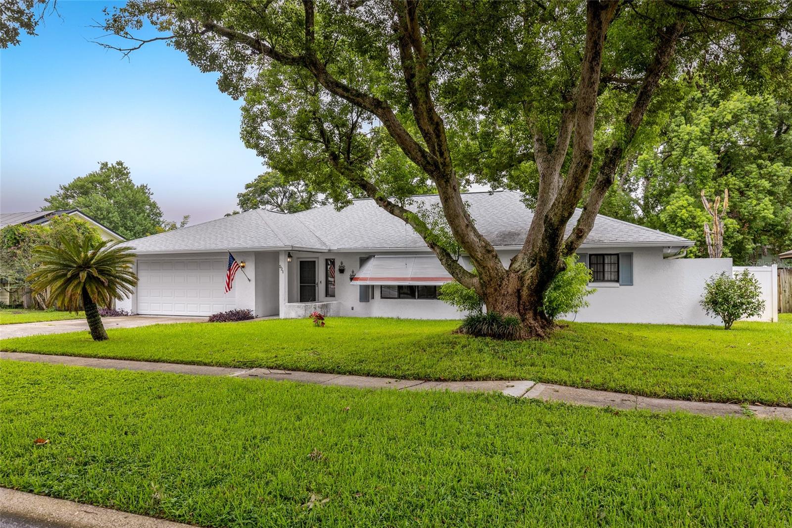 521 Fernwood Drive — photo