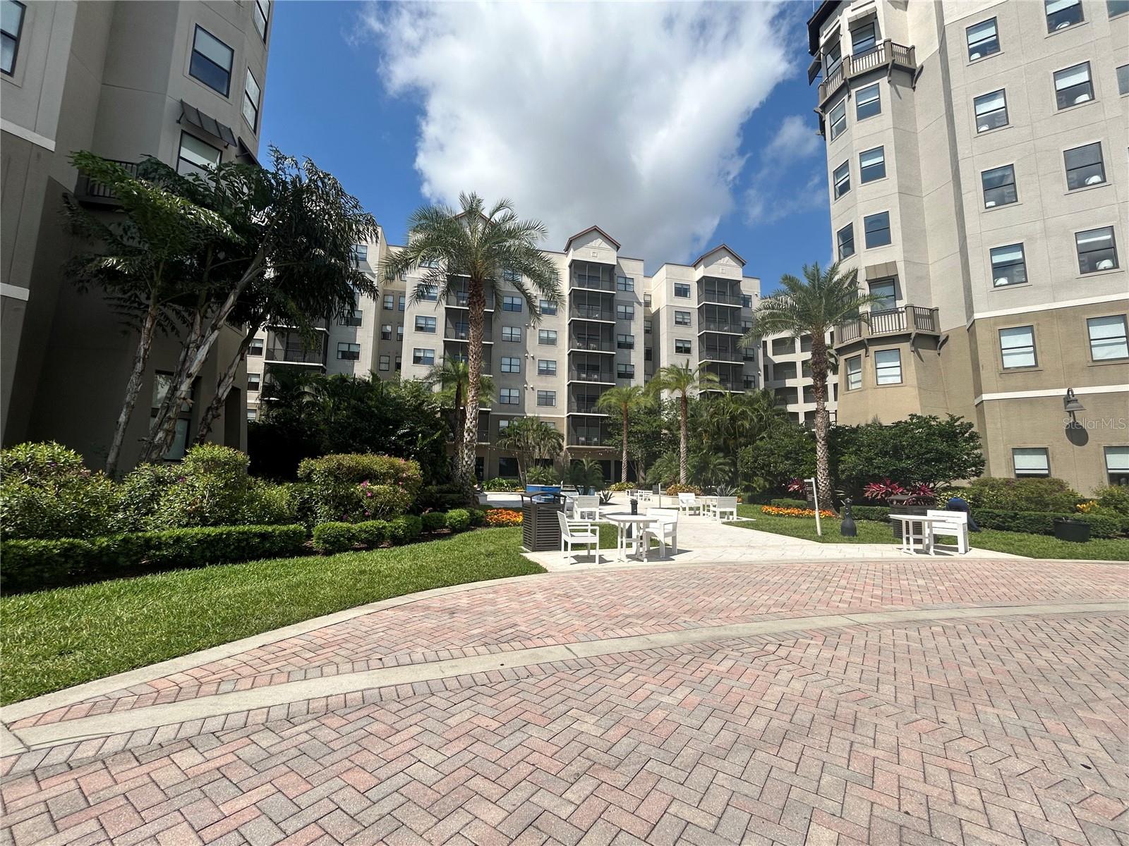 14501 Grove Resort Avenue 1409 — photo