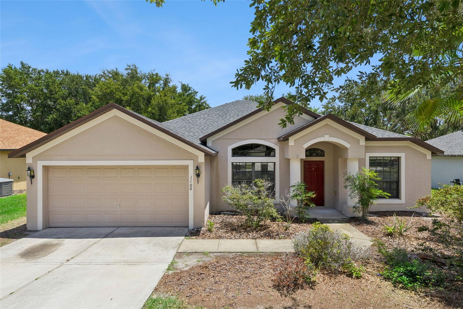 1106 Natural Oaks Drive — photo