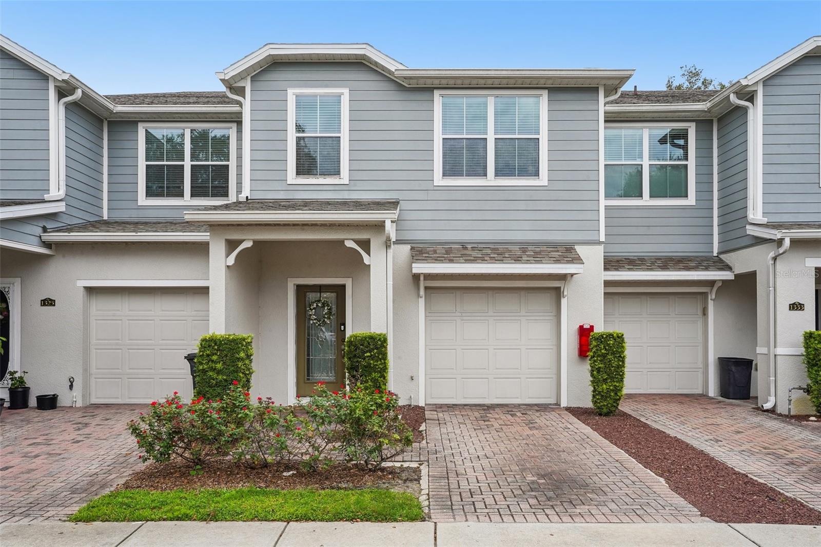 1329 Heritage Commons Drive — photo