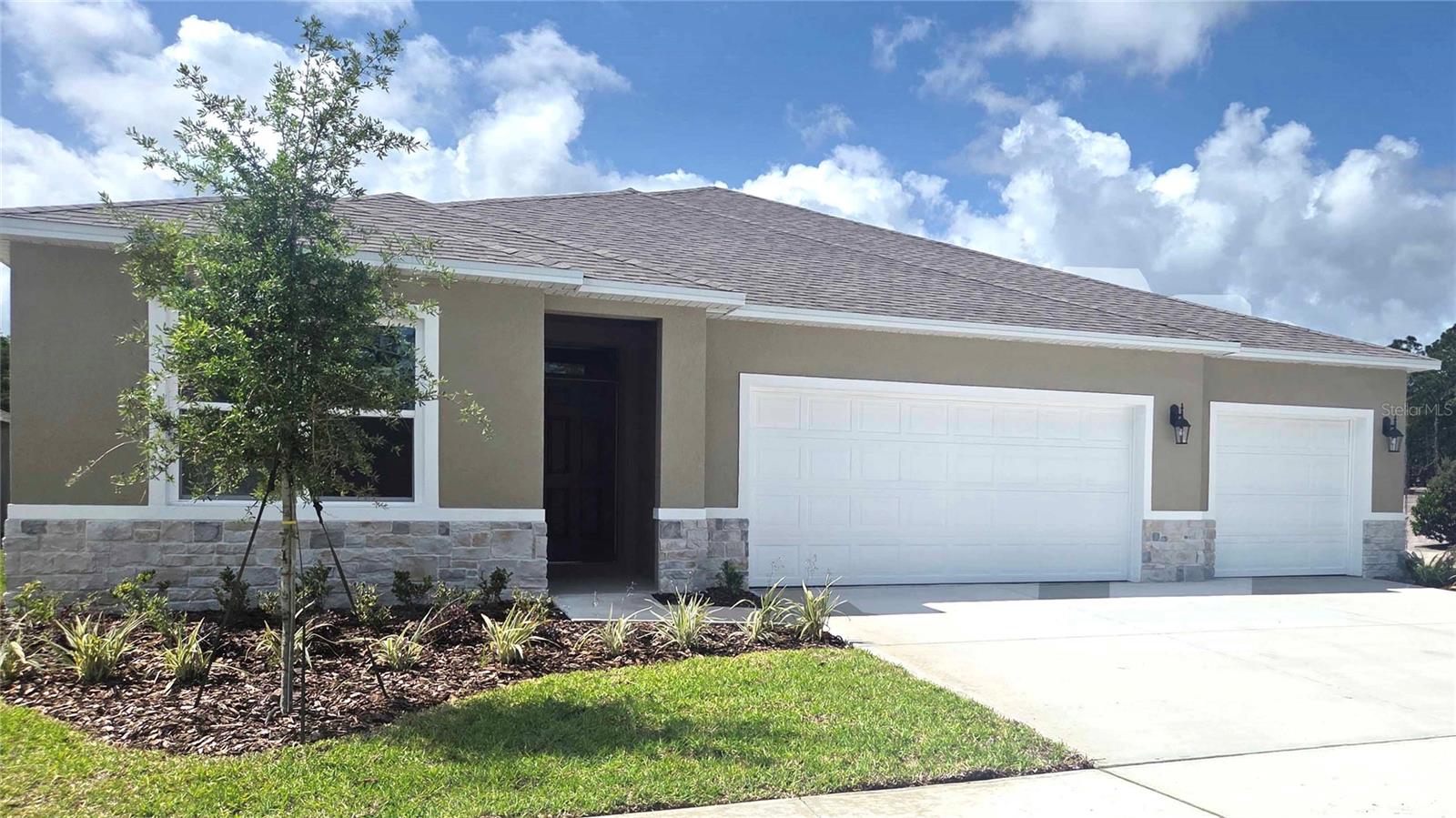 2516 Dorset Court — photo