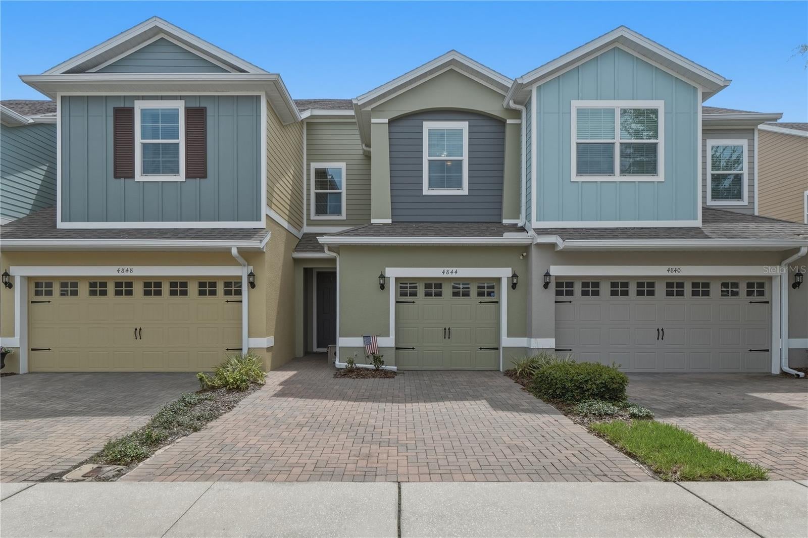 4844 Cliveden Loop — photo