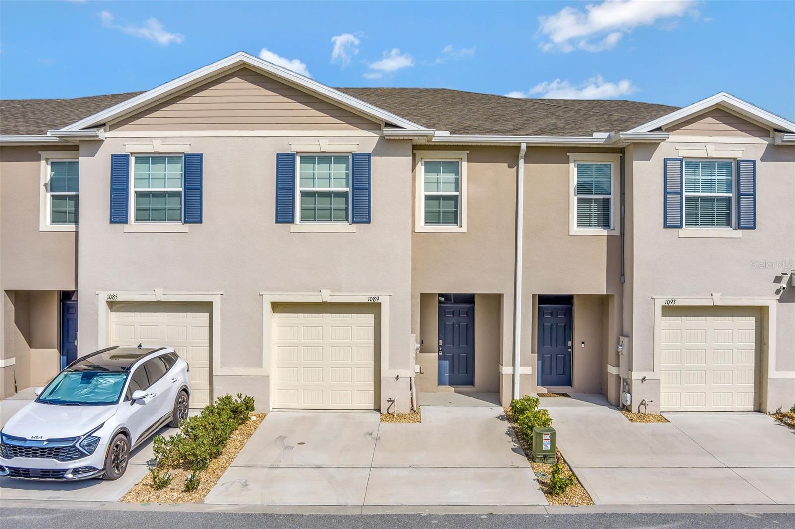 1089 Blue Jay Drive — photo