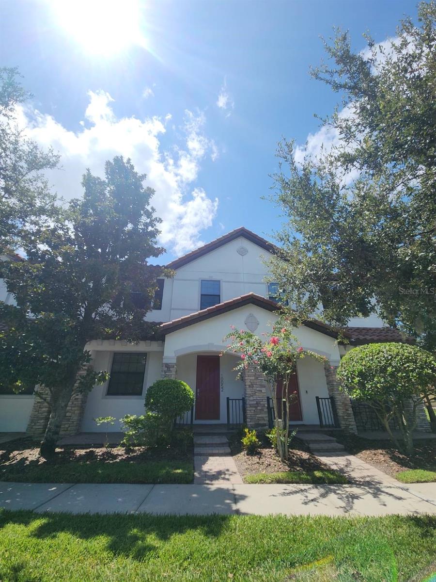 10052 Eagle Creek Center Boulevard — photo