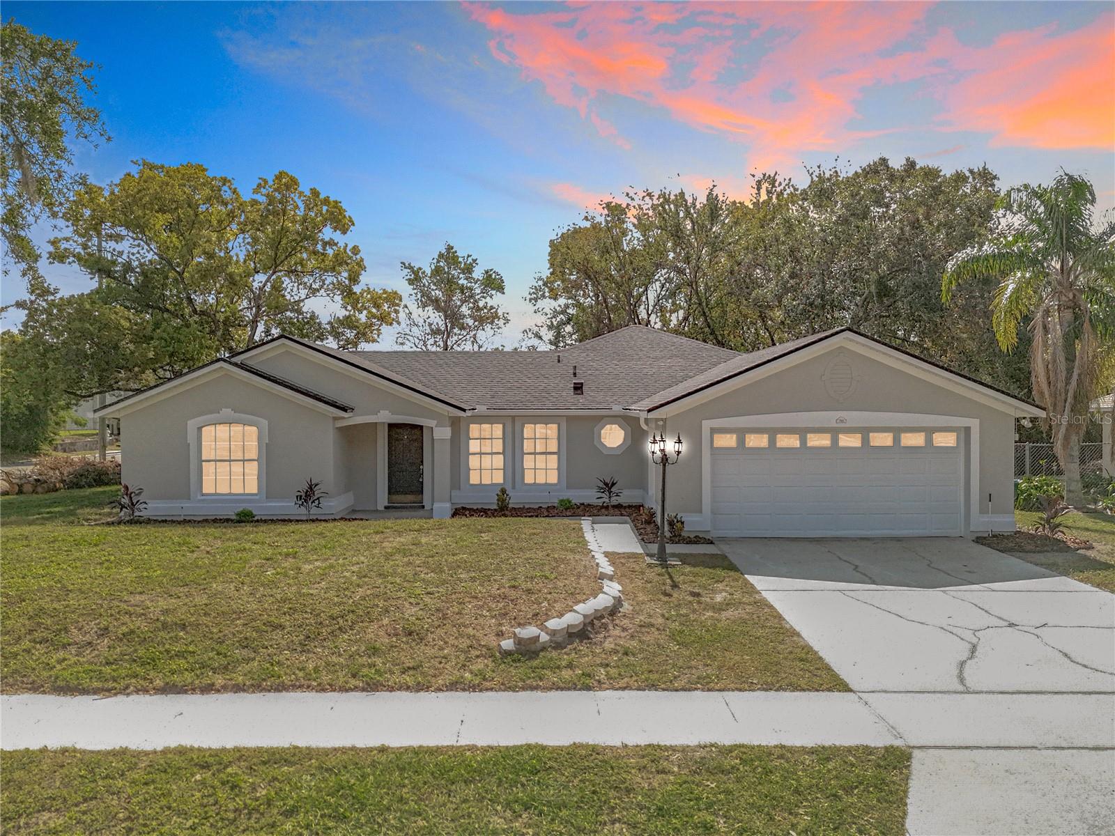 790 Silhouette Court — photo