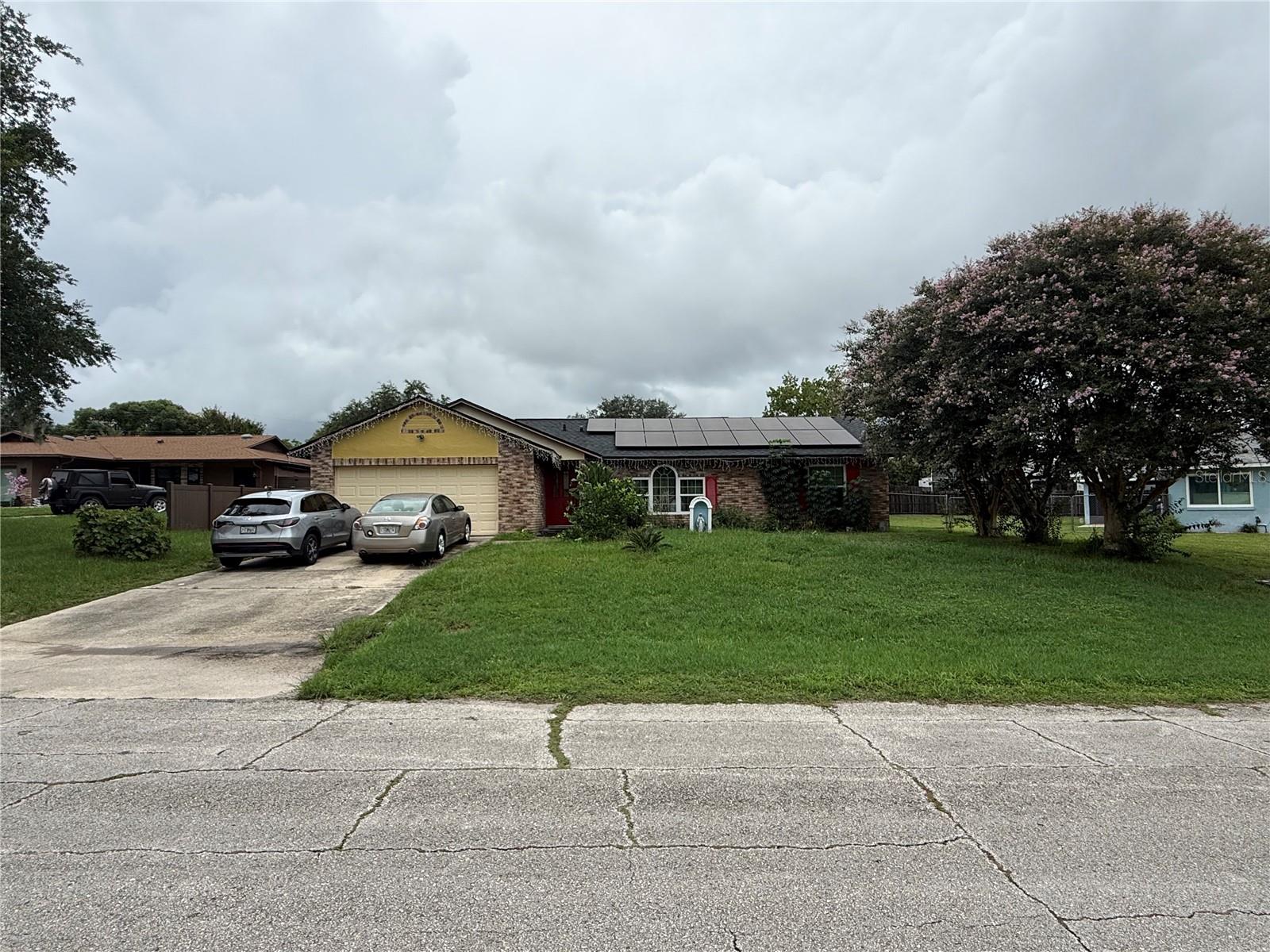 630 Hobson Terrace — photo