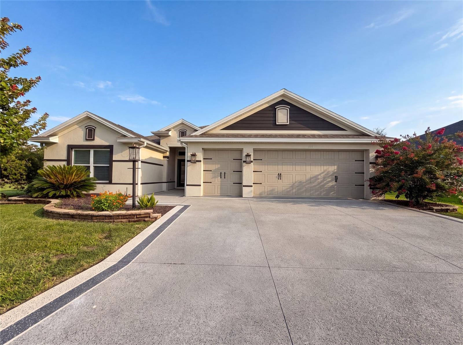 314 Jameson Loop — photo