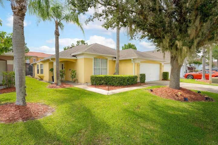 1017 Lake Berkley Dr — photo
