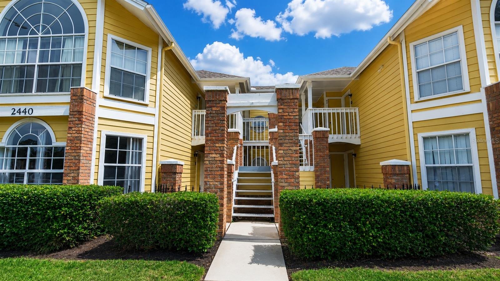2440 Sweetwater Club Circle 40 — photo