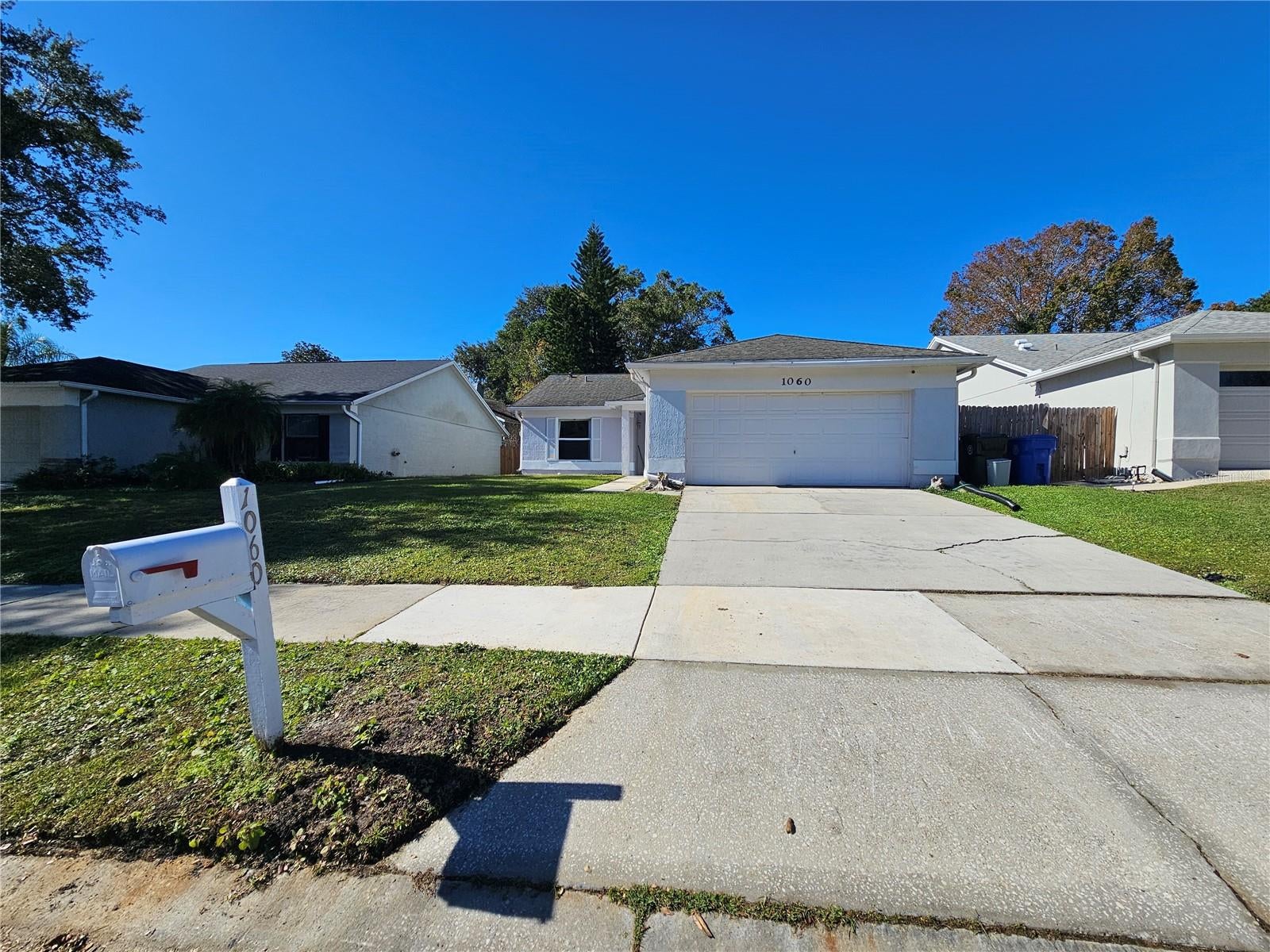1060 Dees Drive — photo