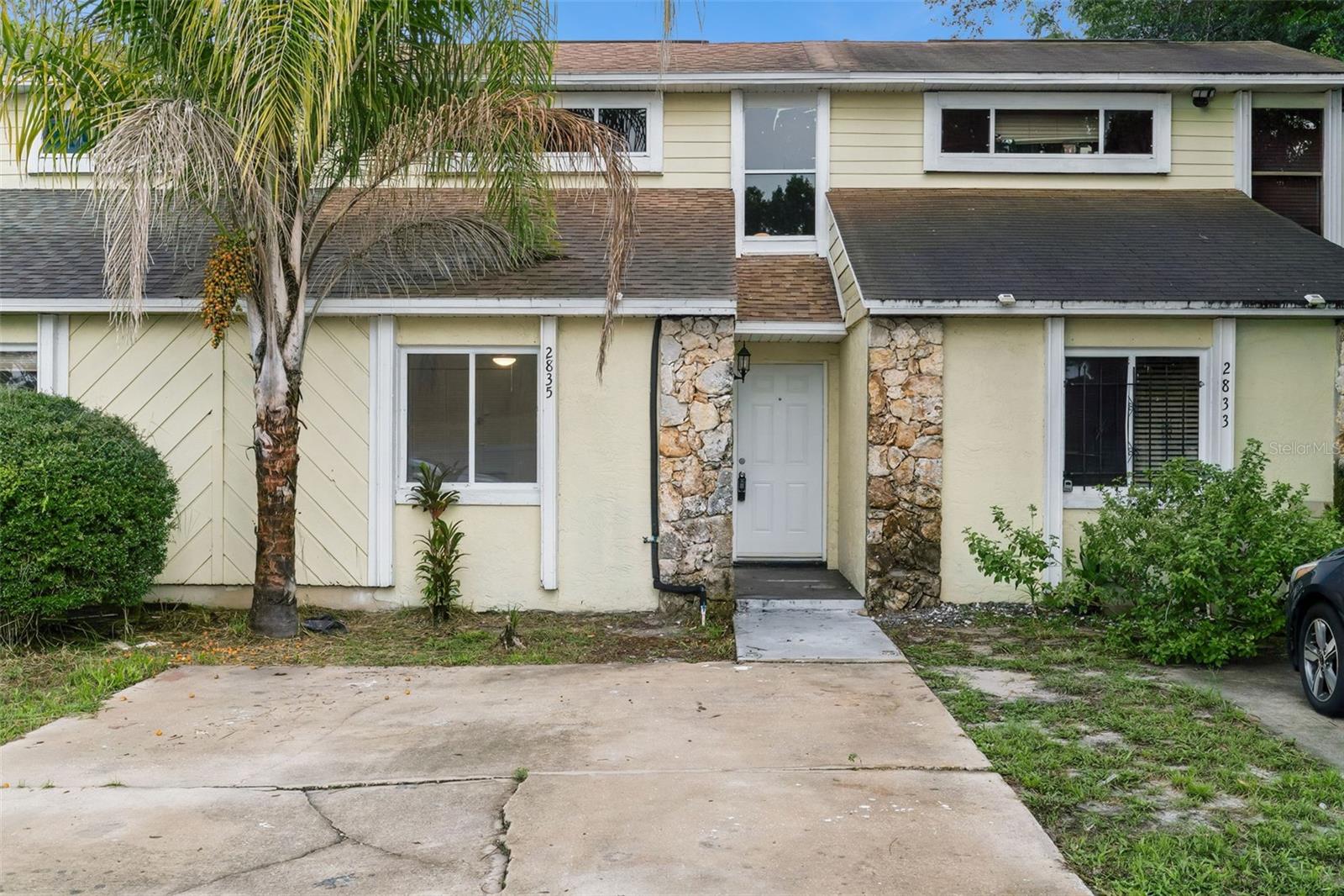 2835 Hunt Club Lane — photo