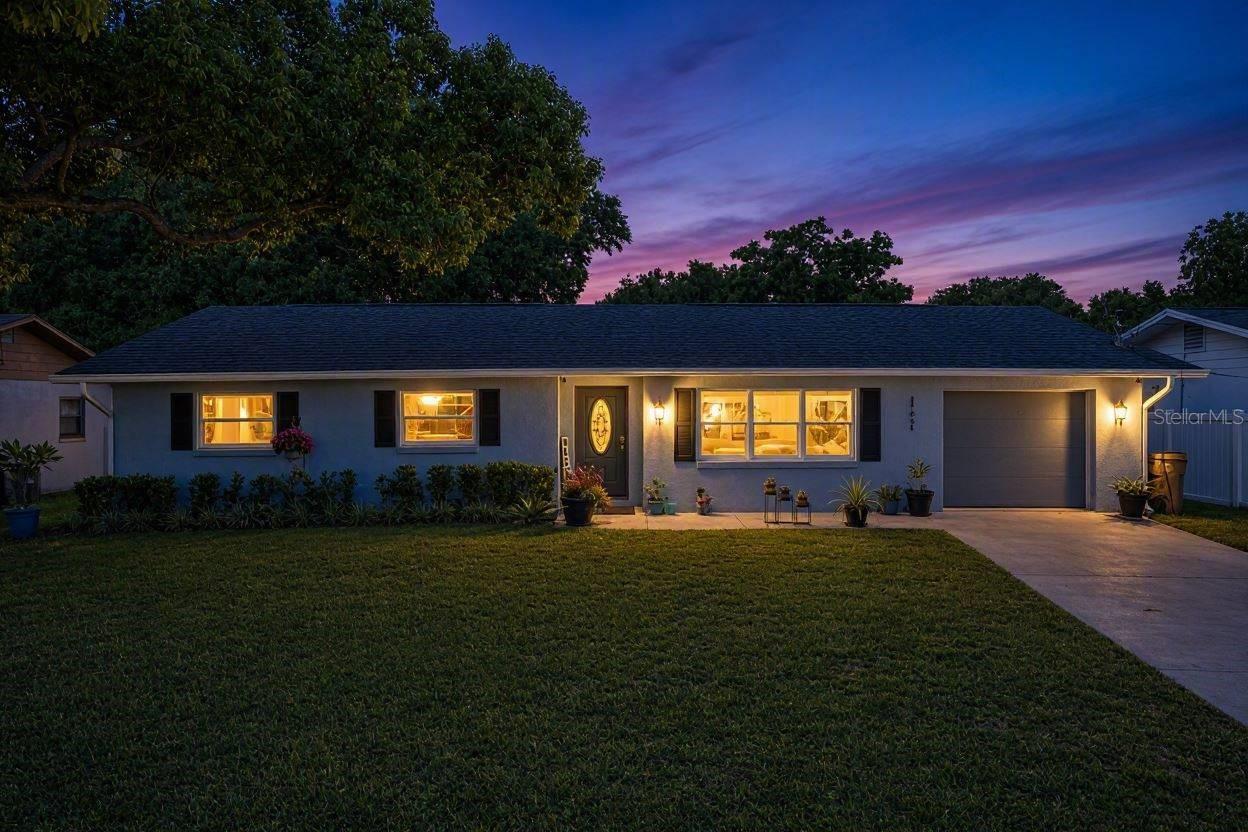 27821 Lois Drive — photo