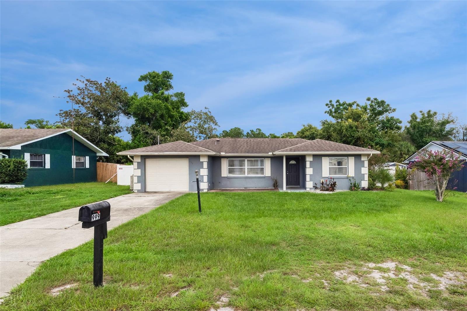 999 Dawson Drive — photo